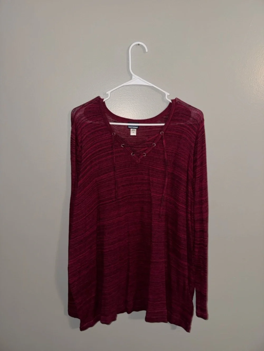 Women’s Basic Editions Top - Picture 1 of 4